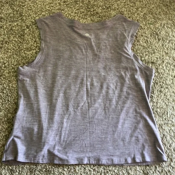 Apana Women's Yoga Sleeveless Top Size medium With A Knot In Front - Picture 4 of 5